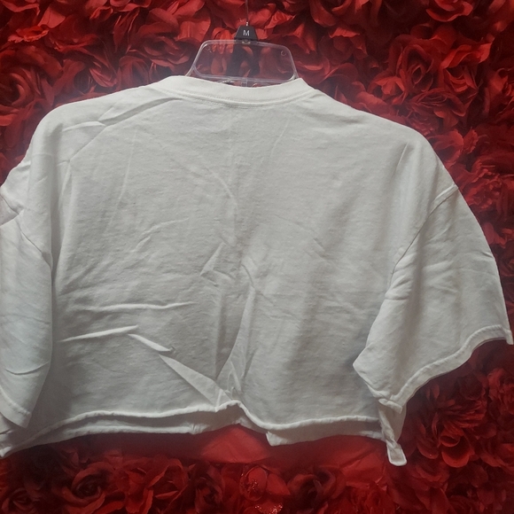 Thirty Single Women's Crop Tee Size X-Large with Character On front - Picture 4 of 4